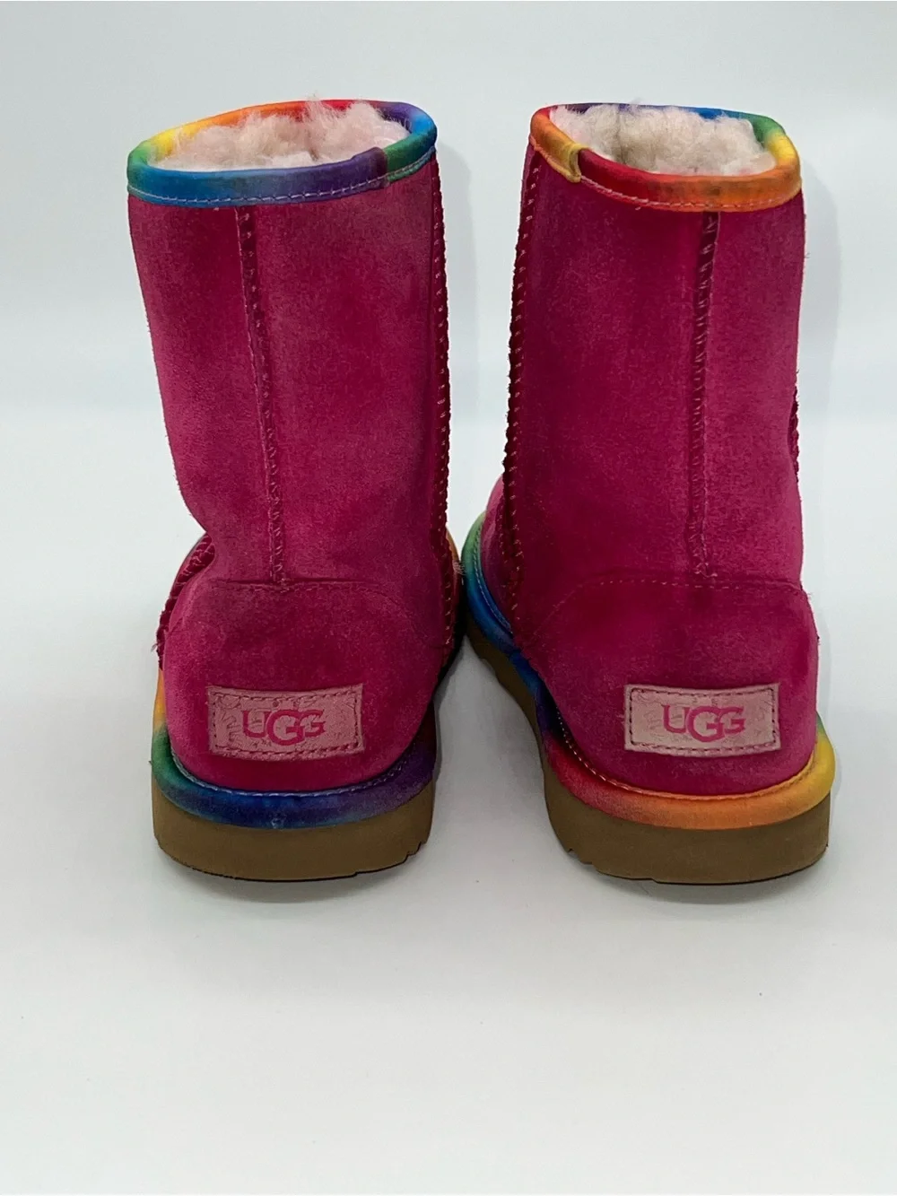 UGG Classic Rainbow‎ Short Fushia Pink Suede Youth Sz 3 in Time for Back School